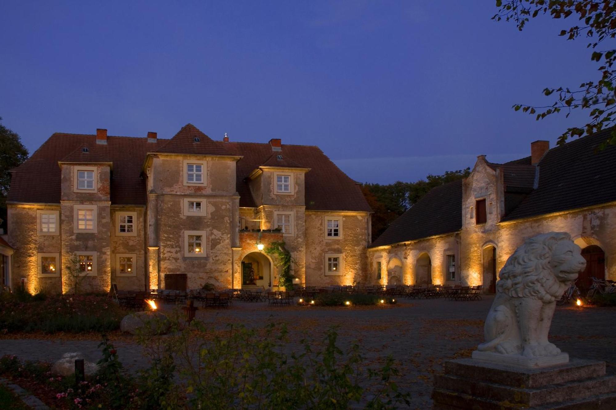 Hotel Wasserschloss Mellenthin Esterno foto